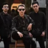 Viral! Driver Ojol Jadi Model Busana Batik Berhasil Bikin Netizen Terpesona