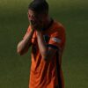 Bintang Belanda itu dikeluarkan dari lapangan pada menit ke-33 setelah “penampilan terbaik seorang pemain di Euro ini”.