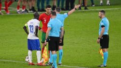 Fans yakin Cristiano Ronaldo melakukan kesalahan besar sebelum memberikan penalti yang akan menghancurkan Portugal vs Prancis